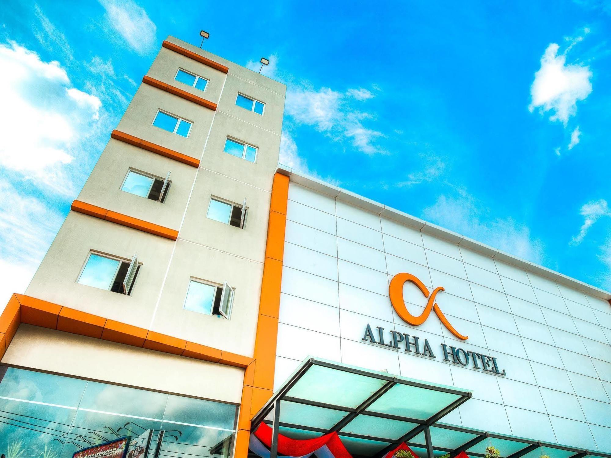 Alpha Hotel Пеканбару Екстер'єр фото
